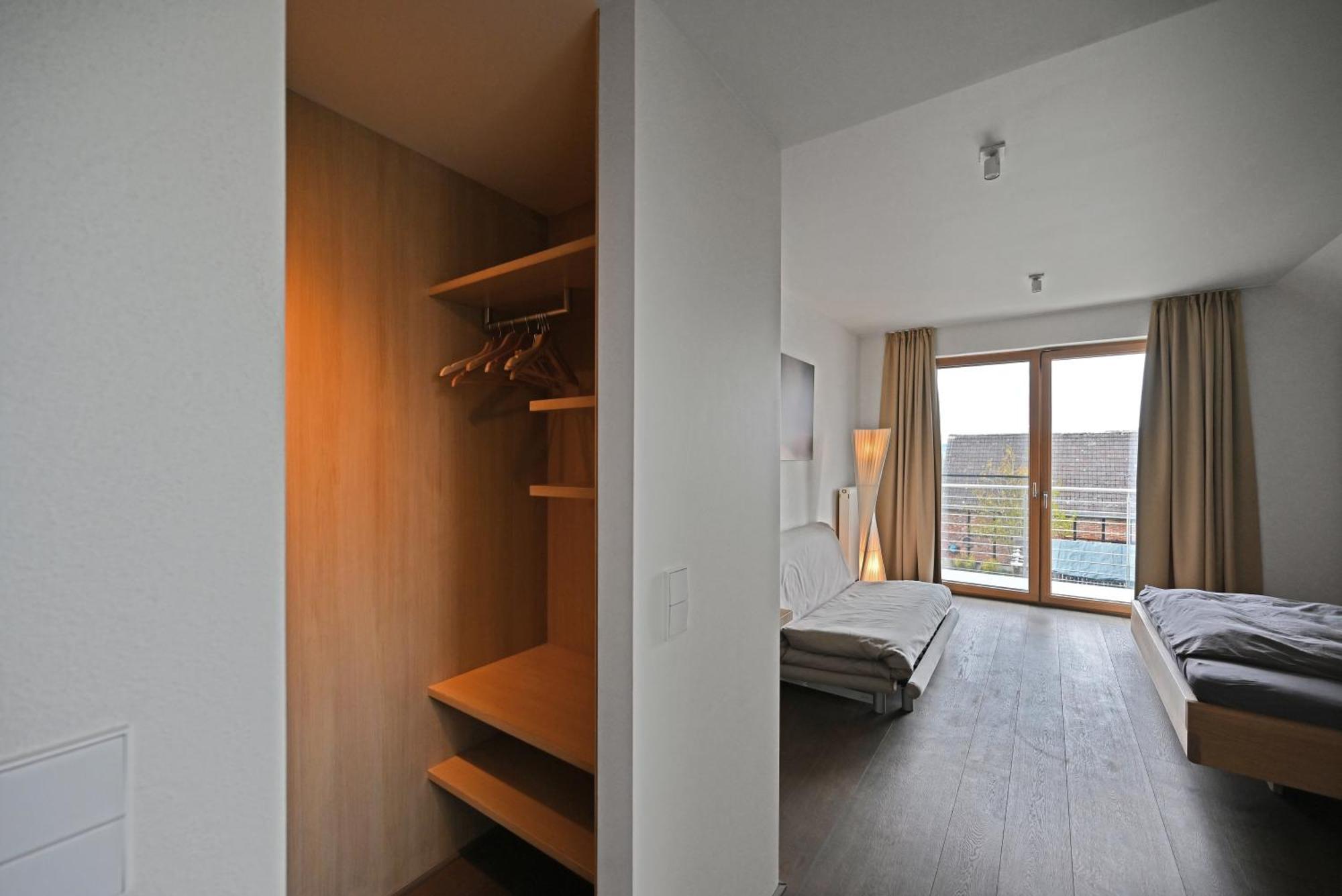 Modernes & Gepflegtes Hotelzimmer Mit Kueche! Bernstadt  Extérieur photo